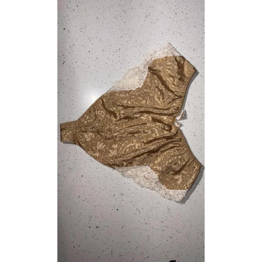 VINTAGE SATIN & LACE FRENCH CUT PANTIES by DELICATES sz S